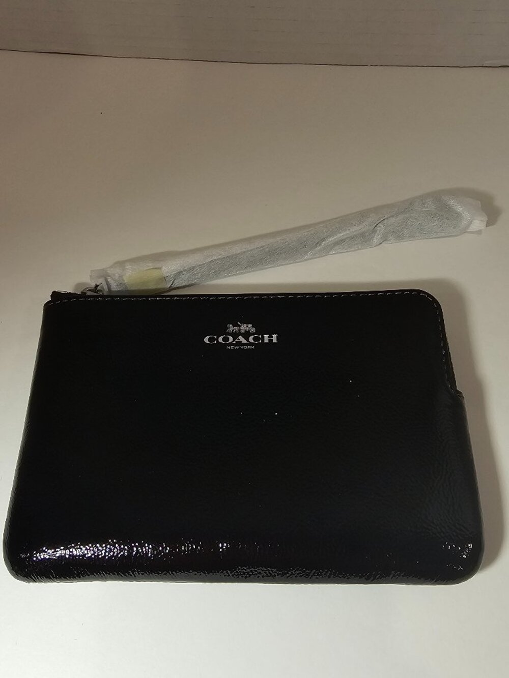 NWT Coach Corner Zip Wristlet Crinkle Patent Leather Black Wallet Bag Purse Tote